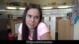 Schwarz brotaufstric ...